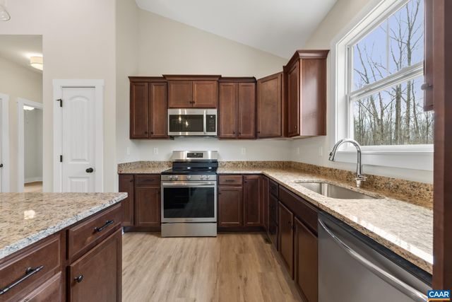 219 HUNDLEY BRANCH RD, Scottsville, VA 24590