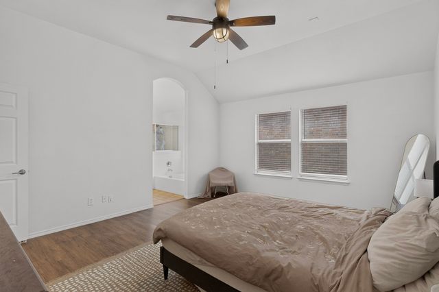 905 Lake Grove Drive, Little Elm, TX 75068