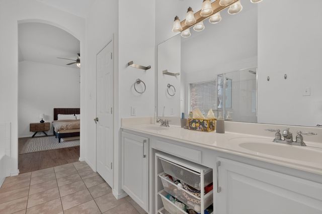 905 Lake Grove Drive, Little Elm, TX 75068