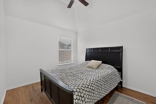 905 Lake Grove Drive, Little Elm, TX 75068