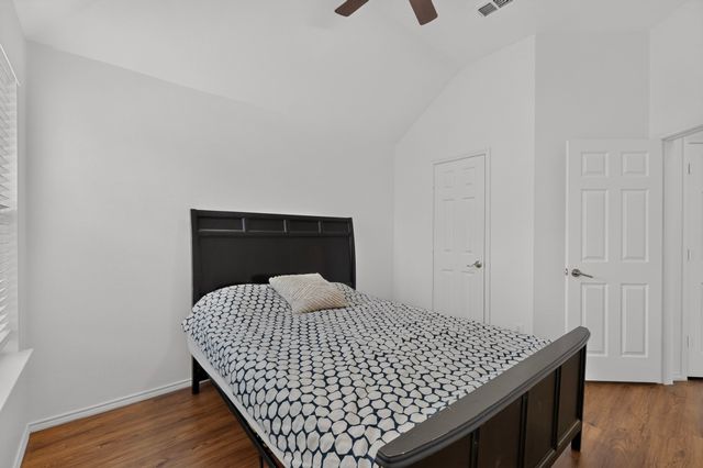 905 Lake Grove Drive, Little Elm, TX 75068