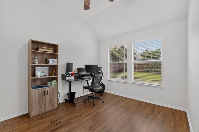 905 Lake Grove Drive, Little Elm, TX 75068
