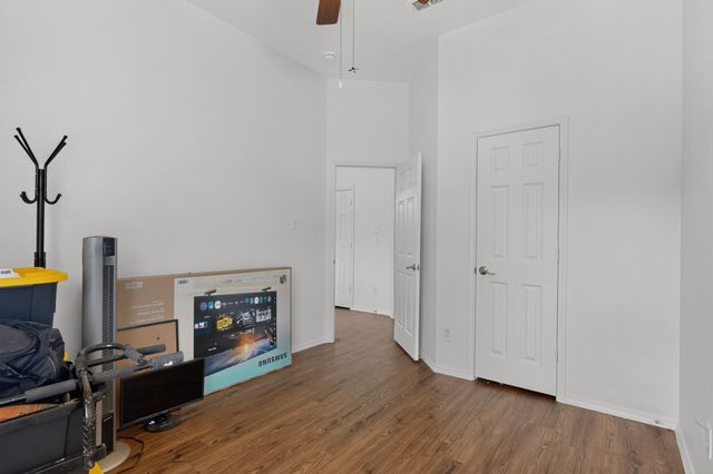 905 Lake Grove Drive, Little Elm, TX 75068