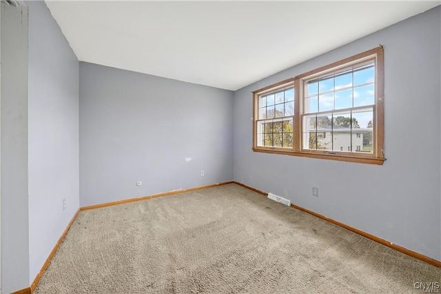 4336 Forestbrook Drive, Clay, NY 13090