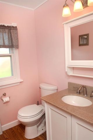 501 W BENT AVENUE, Oshkosh, WI 54901