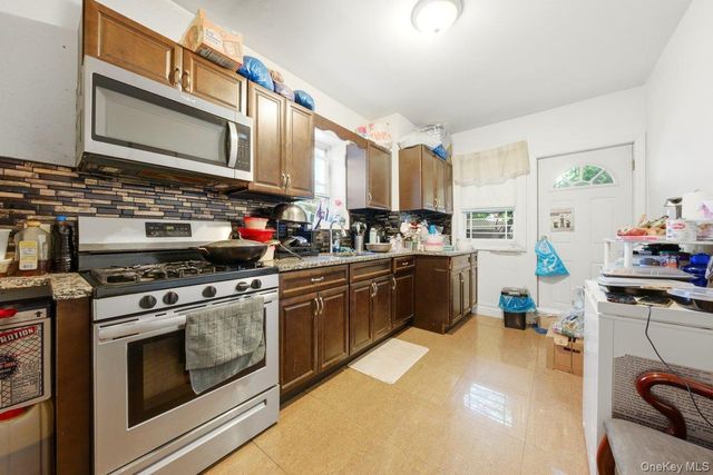 4412 Bronx Boulevard, Bronx, NY 10470