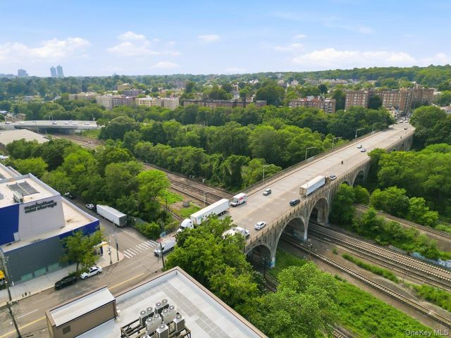 4412 Bronx Boulevard, Bronx, NY 10470