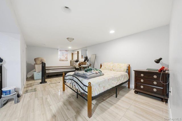 4412 Bronx Boulevard, Bronx, NY 10470