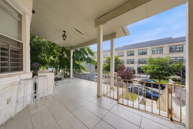 4412 Bronx Boulevard, Bronx, NY 10470