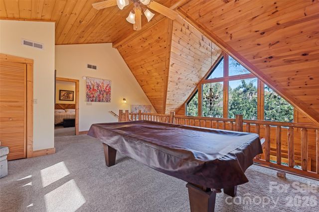 26 Gaddis Branch Road, Maggie Valley, NC 28751