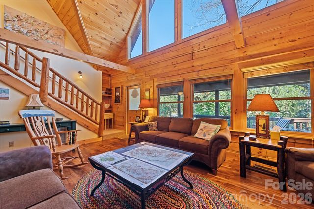 26 Gaddis Branch Road, Maggie Valley, NC 28751