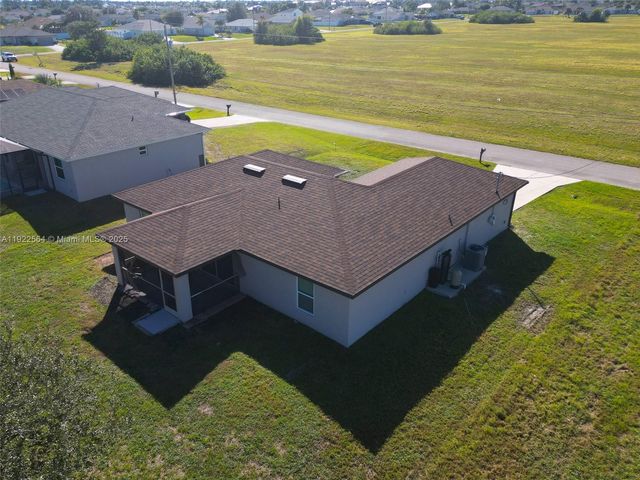 1021 NW 10th Ave 0, Cape Coral, FL 33993