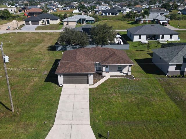 1021 NW 10th Ave 0, Cape Coral, FL 33993