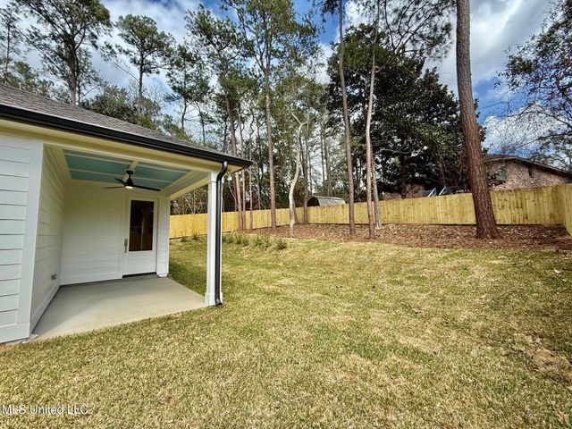 94176 Bayou Drive, Diamondhead, MS 39525