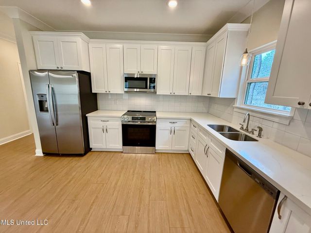 94176 Bayou Drive, Diamondhead, MS 39525