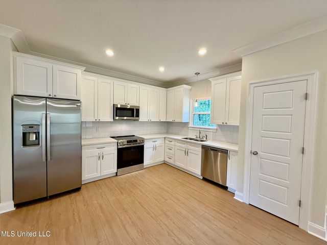 94176 Bayou Drive, Diamondhead, MS 39525