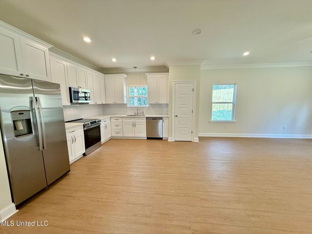 94176 Bayou Drive, Diamondhead, MS 39525