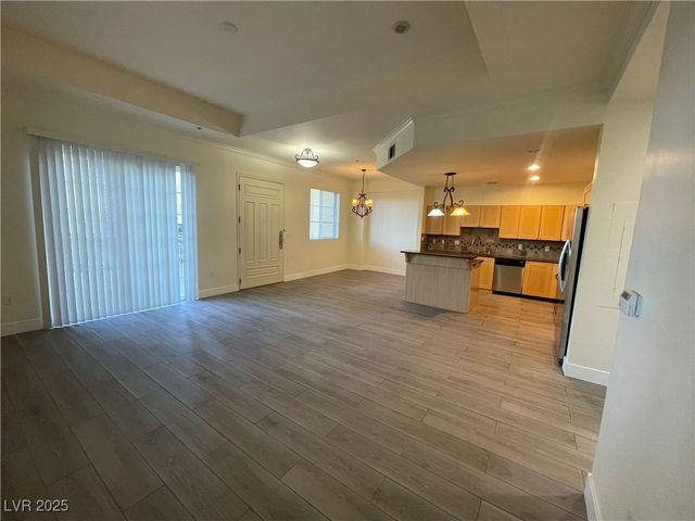 2405 West Serene Avenue 201, Las Vegas, NV 89123