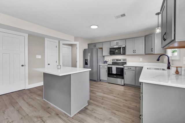 304 Cardinal Creek, Clarksville, TN 37040