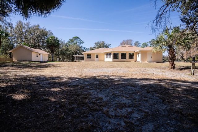 12989 NW HIGHWAY 225, Reddick, FL 32686