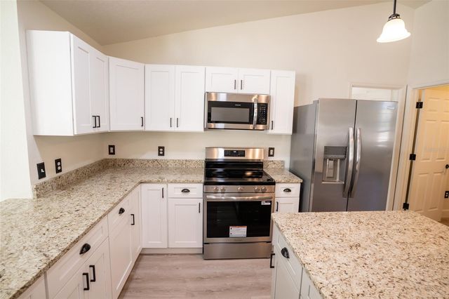 12989 NW HIGHWAY 225, Reddick, FL 32686