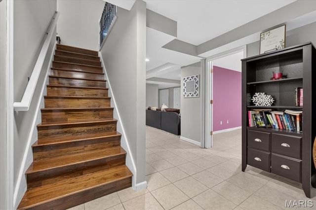 1513 Hawkins Corners Drive, Fenton, MO 63026
