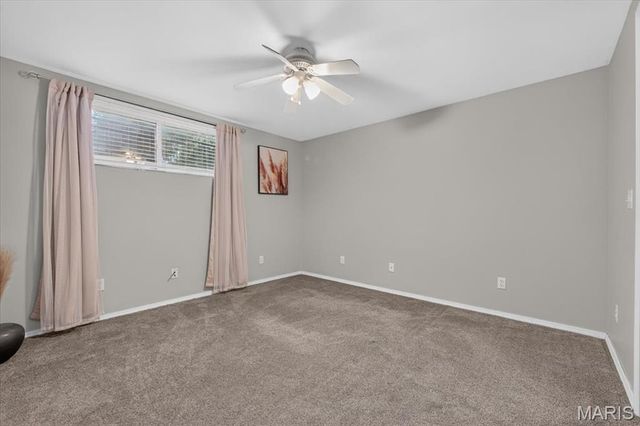 1513 Hawkins Corners Drive, Fenton, MO 63026