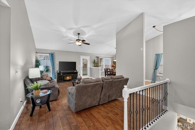 1513 Hawkins Corners Drive, Fenton, MO 63026