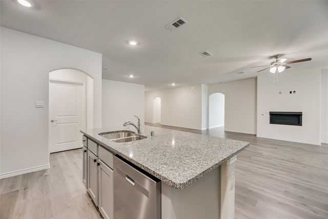 2016 Hampton Street, Anna, TX 75409