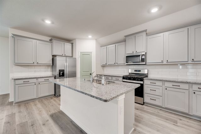 2016 Hampton Street, Anna, TX 75409