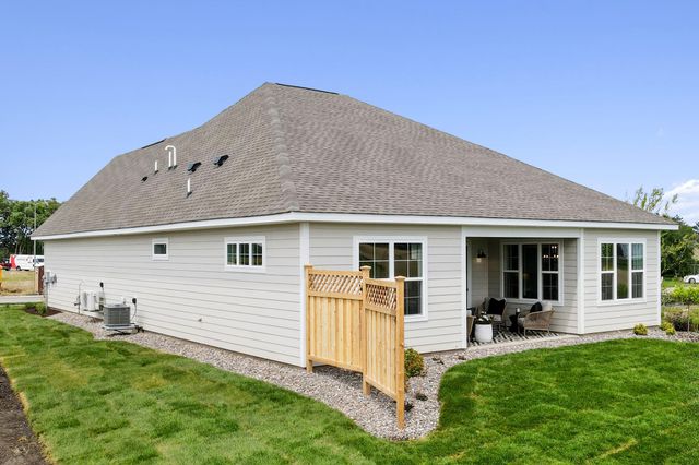533 Tulare Terrace, Newport, MN 55055