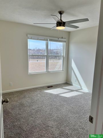 9069 N 175th Street, Bennington, NE 68007