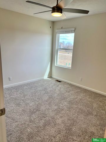 9069 N 175th Street, Bennington, NE 68007