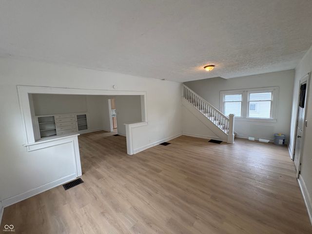 1331 W 34th Street W, Indianapolis, IN 46208