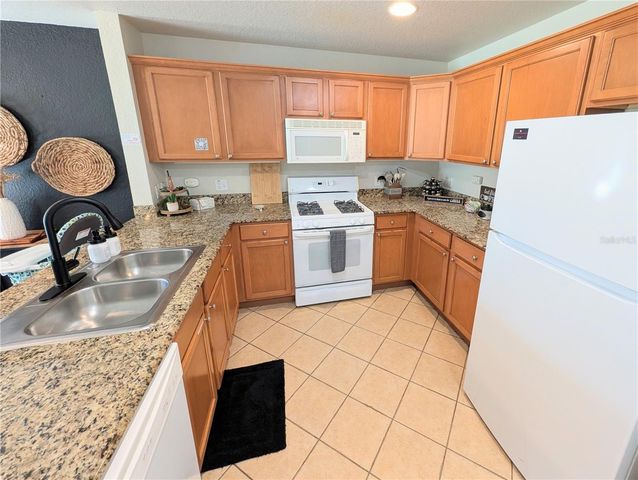 1338 SEVEN EAGLES COURT 202, Reunion, FL 34747