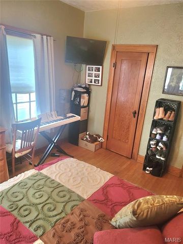 323 W Ross Street, Palmyra, MO 63461