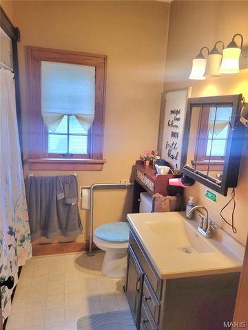 323 W Ross Street, Palmyra, MO 63461