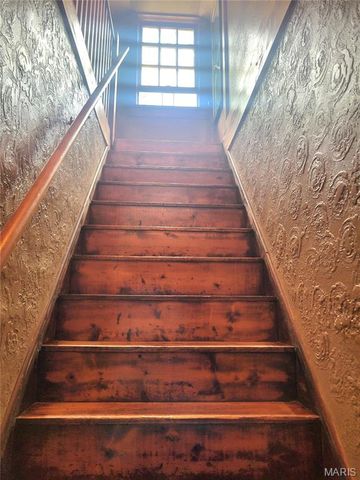 323 W Ross Street, Palmyra, MO 63461