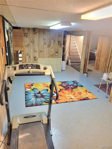 323 W Ross Street, Palmyra, MO 63461