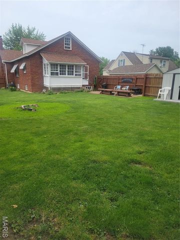 323 W Ross Street, Palmyra, MO 63461