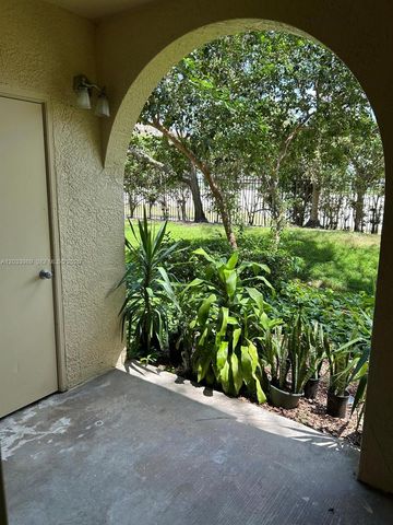 2516 Centergate Dr 102, Miramar, FL 33025