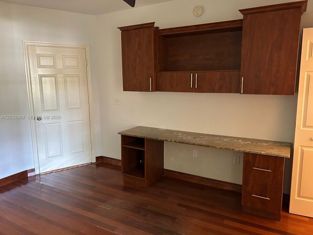 2516 Centergate Dr 102, Miramar, FL 33025