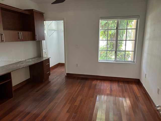 2516 Centergate Dr 102, Miramar, FL 33025