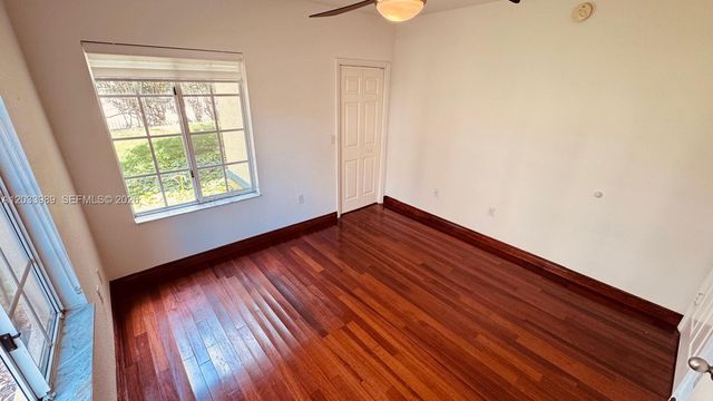 2516 Centergate Dr 102, Miramar, FL 33025
