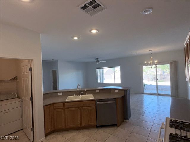 2223 Twin Falls Drive, Henderson, NV 89044