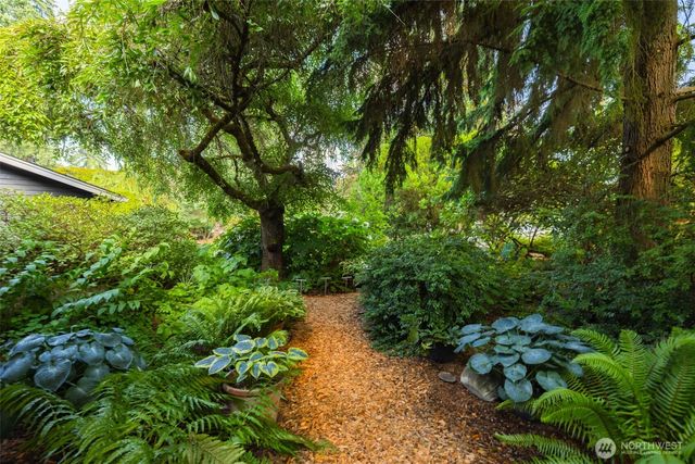 12617 NE 5th Street, Bellevue, WA 98005
