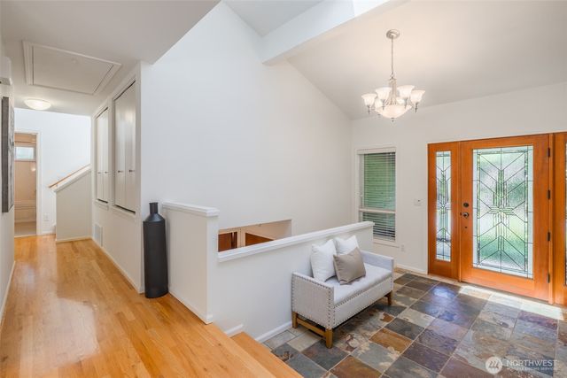12617 NE 5th Street, Bellevue, WA 98005