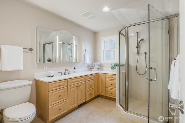 12617 NE 5th Street, Bellevue, WA 98005