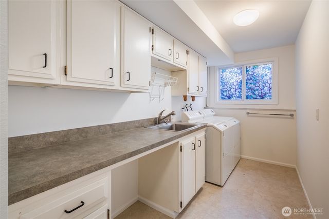 12617 NE 5th Street, Bellevue, WA 98005