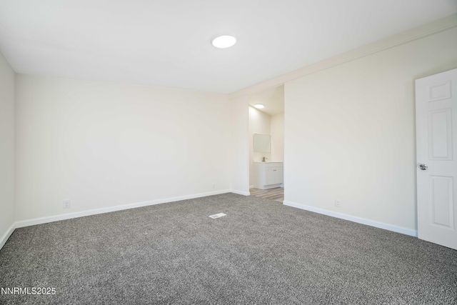 4688 E Leonesio Drive, Sun Valley, NV 89433